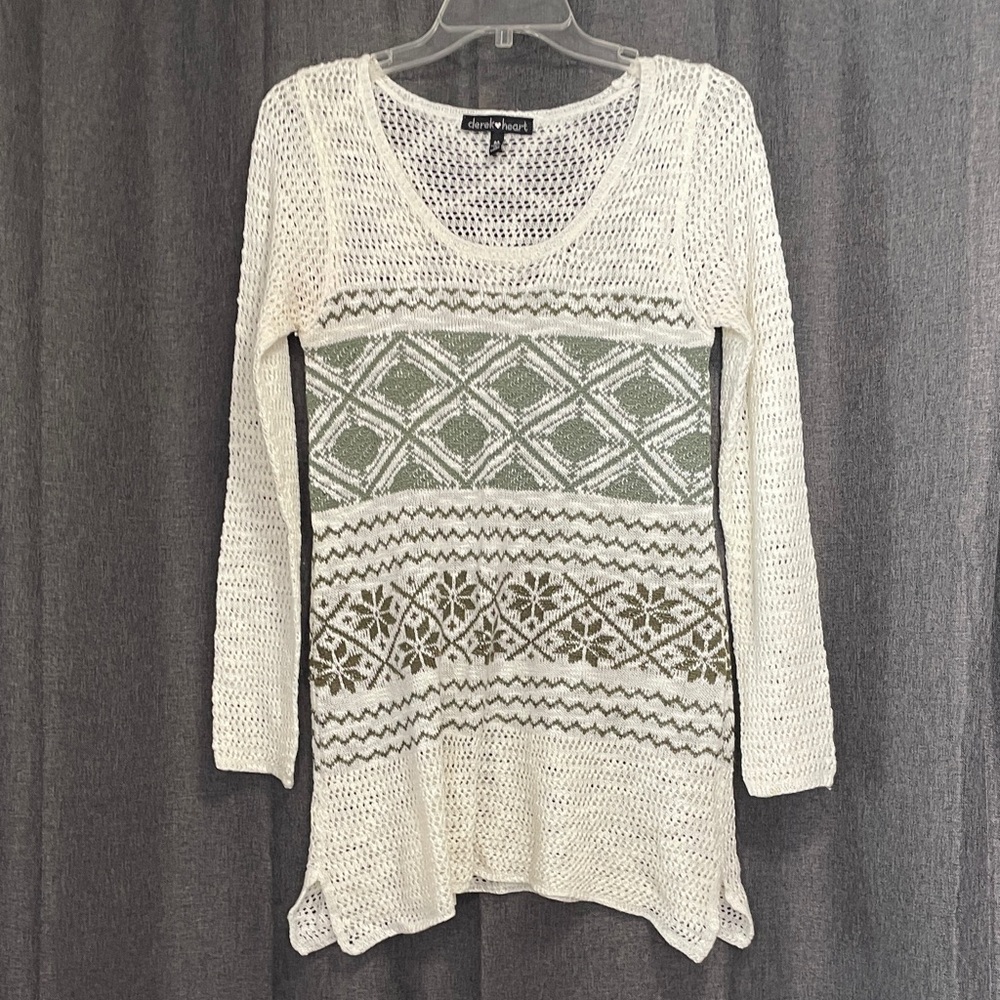 Derek Heart Cream Knit Scoop Neck Sweater with Green and Olive Pattern